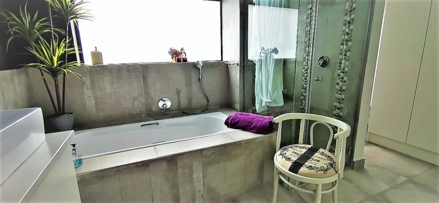 3 Bedroom Property for Sale in Monte Christo Western Cape